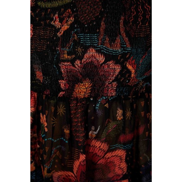 Farm Rio Black River Creatures Smocked Blouse X-Small - Picture 3 of 16